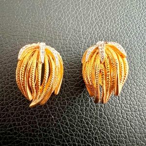 Vintage Gold Tone Pave’ Rhinestone Clip On  Earrings Floral Swirl
